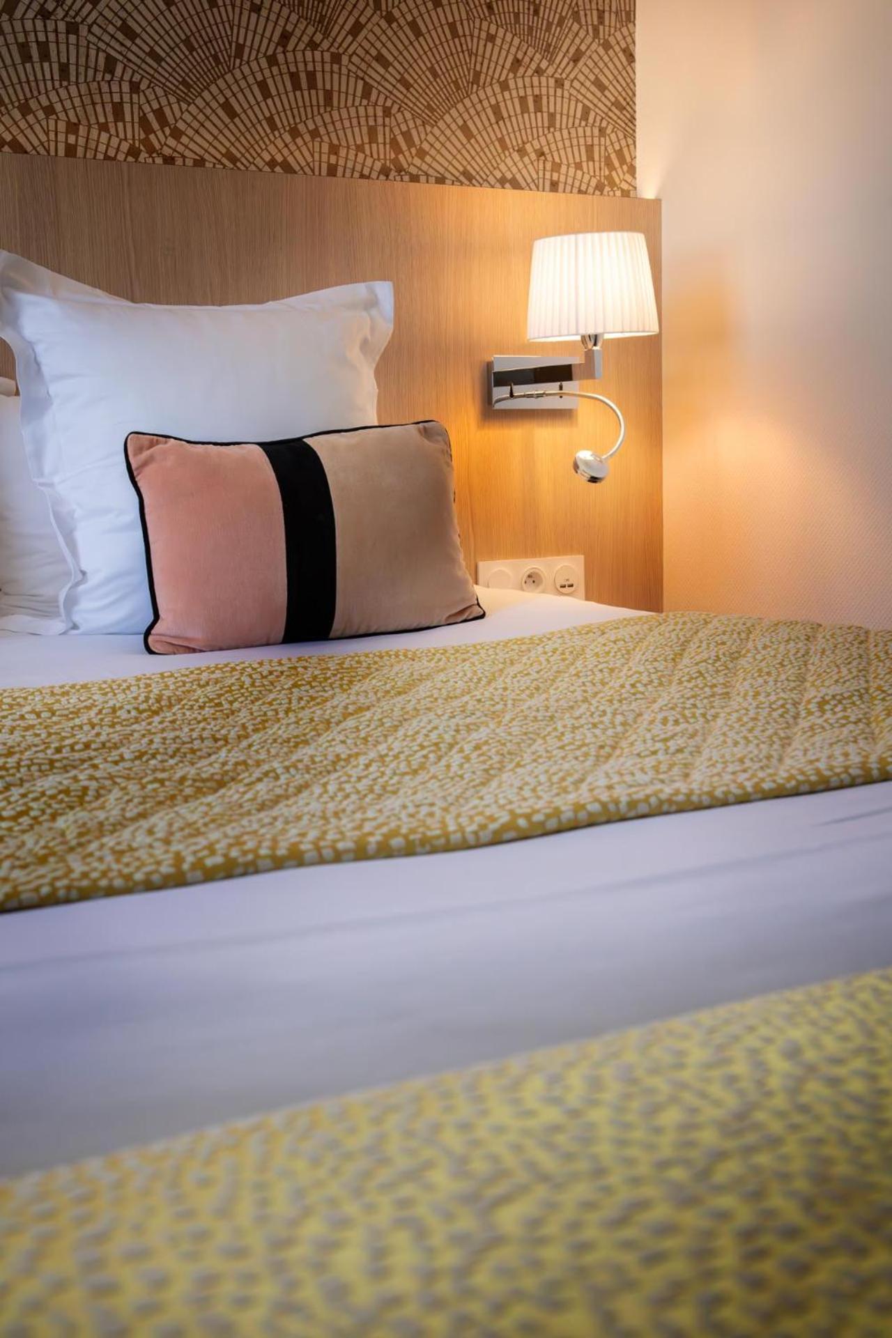 L'Aubiniere Hotel Restaurant & Spa Saint-Ouen-les-Vignes Eksteriør bilde