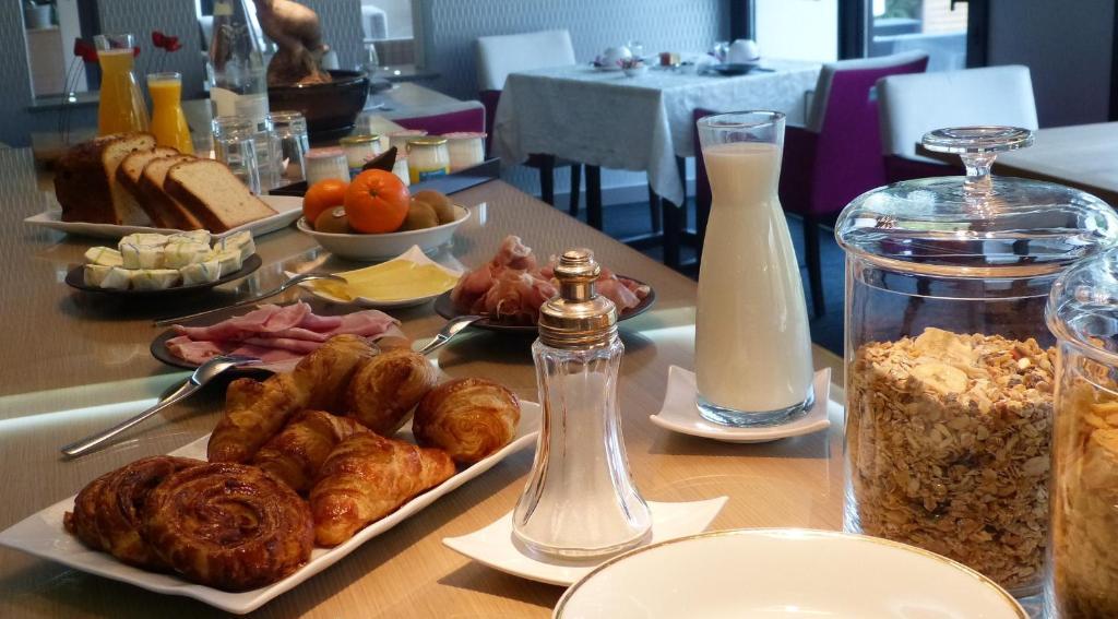 L'Aubiniere Hotel Restaurant & Spa Saint-Ouen-les-Vignes Eksteriør bilde