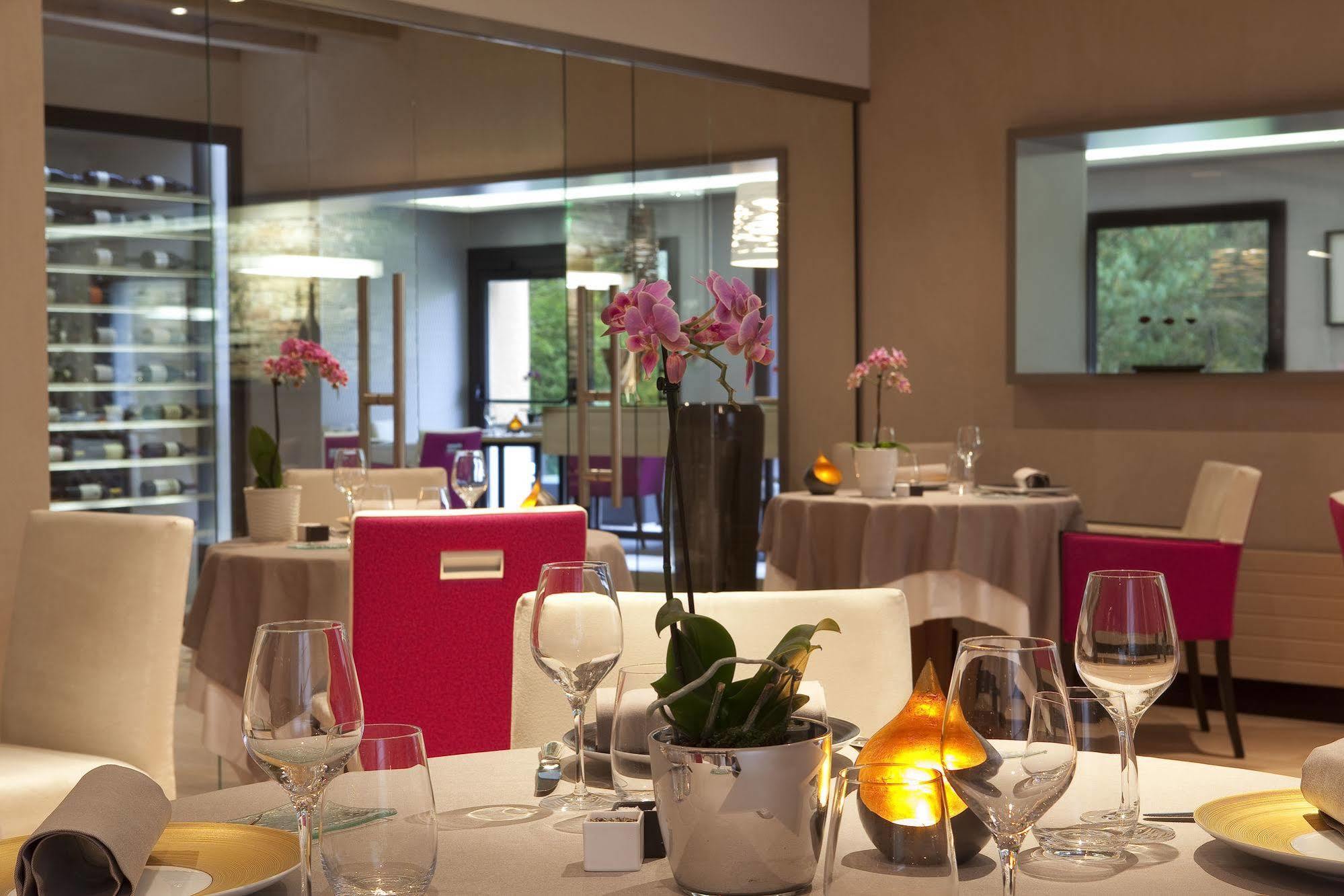 L'Aubiniere Hotel Restaurant & Spa Saint-Ouen-les-Vignes Eksteriør bilde